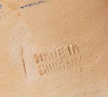 Kovács Margit (1902-1977): Olvasó kislány. Jelzett, hibátlan, m: 21,5 cm /// Kovács Margit (1902-197...