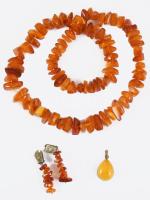 Borostyán ékszerek, nyaklánc, fülbevaló, medál