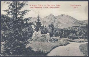 Tátralomnic Count Csáky statue