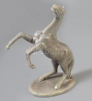 Jelzett ágaskodó lófigura, hibátlan, m: 20 cm