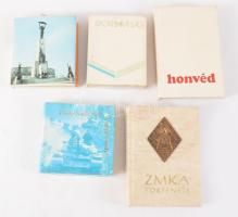 5 darab minikönyv, Honvéd, Sportbarátság, A béke hadsereg, ZMKA, stb.