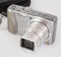 Panasonic Lumix DMC-TZ30 fényképezőgép, töltővel