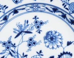 Meissen hagymamintás süteményes tányér készlet, 12 darab, jelzett, kardos jelzés, hibátlan, d: d: 21...