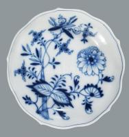 Meissen hagymamintás teás készlet. 9 darab csésze 9 darab alátéttel, teás kanna, szűrővel, cukortart...