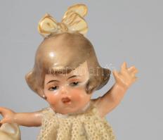 cca 1880-1900 Kislány a mackójával porcelán figura, sérüléssel, m: 9 cm