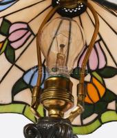 Tiffany stílusú asztali lámpa, m: 48 cm