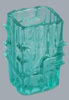 Vladislav Urban (1937-2022), Sklo Union: Design üveg váza. cca 1960, öntött, anyagában színezett türkiz üveg. Jelzés nélkül, minimális kopással, m: 14 cm