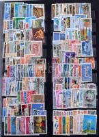 Nyugat-Európai országok kb 5.000 db bélyeg A4-es 16 lapos berakóban, erős Csatorna-szigetek, Nagy-Br...