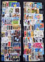 Nyugat-Európai országok kb 5.000 db bélyeg A4-es 16 lapos berakóban, erős Csatorna-szigetek, Nagy-Br...