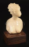 Antik afrikai csont női büszt szobor, fa talapzaton, m: 11,5 cm