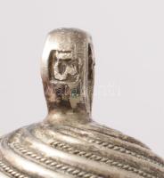 Ezüst (Ag) pitykegombok. Kétféle méret 35 mm, 25 mm, 345 g