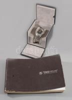 TagHeuer kvarc karóra, fém tokkal és szíjjal, működik, díszdobozában, hozzá egy katalógus, d: 38mm