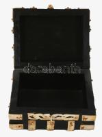 Fa ládika, csont borítással 18x14 cm