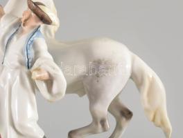 Herendi lovát fékező csikós. Kézzel festett, jelzett, sérült, hiányos. 19x21 cm