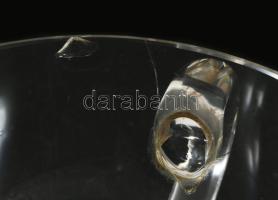 A Szemere család címerével vésett üveg kávés csésze és alj. Mindkettőn címerrel. Csésze repedéssel ....