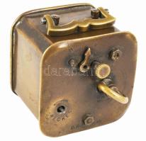 cca 1900 Német utazóóra, bronz, kopással, működik, 5x5x5 cm