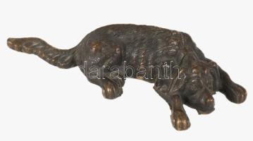 Antik bronz pihenő kutya asztaldísz, h: 17 cm