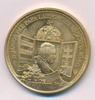 Bozó Gyula (1913-2004) 1991. "II. János Pál pápa látogatása 1991. aug. 16-20. / Életünk Krisztus" aranyozott bronz (42,5mm) T:UNC,AU