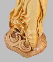 1978 Kislány kalapban. Gipsz szobor, jelzett, m: 27 cm