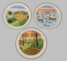 3 darab német dísztál, nyári, őszi és téli életképek ábrázolásával, jelzett, hibátlan, d: 23,5 cm