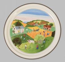 3 darab német dísztál, nyári, őszi és téli életképek ábrázolásával, jelzett, hibátlan, d: 23,5 cm