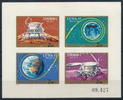 1971 Luna-17 - Lunohod 1 vágott blokk (gumihiba a kereten, enyhe saroktörés / gum disturbance, minor corner fold)