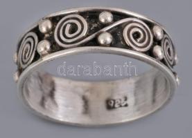 Ezüst (Ag) gyűrű, jelzett, 925 ezrelékes, m:56, 2,9g