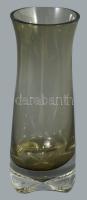 Kristály üveg váza design talppal. Anyagában színezett, hibátlan 22 cm