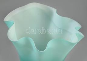 Handkerchief - zsebkendő váza. Anyagában színezett hutaüveg. hibátlan 23 cm