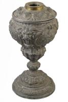Ón petroleumlámpa talp. Puttós díszítéssel 32 cm