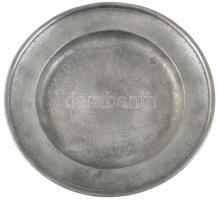 1774 Ón tányér vadász jelenettel jelzett XVIII sz. d: 22 cm