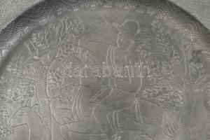 1774 Ón tányér vadász jelenettel jelzett XVIII sz. d: 22 cm