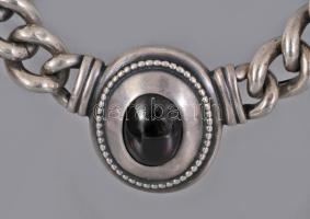 Ezüst (Ag) fonott karlánc és nyaklánc karneollal ékítve 925-ös ezüst, jelzett. 20 cm, 42 cm br: 116g