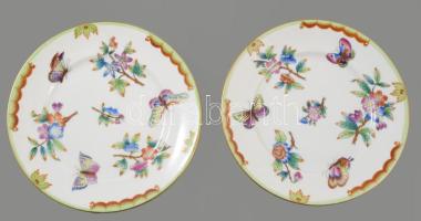 2 db Herendi Viktória mintás süteményes tányér. Kézzel festett, jelzett hibátlan d: 15,5 cm