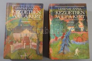 Lesznai Anna: Kezdetben volt a kert I-II. köt. Bp., 2014-2015, Múlt és Jövő, 688+4 p.; 673+1 p. Kiadói kartonált papírkötés, a sarkain kis kopásnyomokkal.