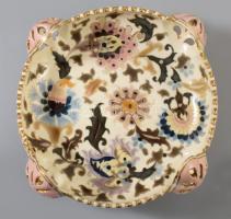 cca 1885 Zsolnay arabos díszítésű kínáló, jelzett, családi pecsét, restaurált, d: 24 cm, m: 9 cm