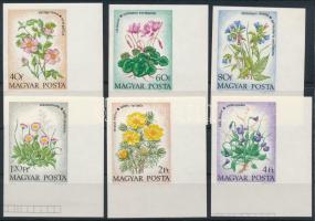 1973 Virág (XI.) - Erdő-mező virágai ívsarki vágott sor (4.000) (40f törés / folded)