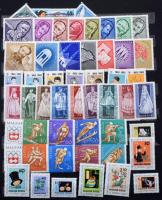 Magyar alapgyűjtemény a Krajcárosoktól 1963-ig 12 lapos nagyalakú berakóban