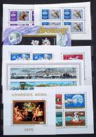 71 db blokk és kisív + 9 db szelvényes bélyeg 8 lapos, A/4-es berakóban