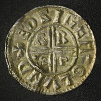 Anglia 870 k. Denár Ag "Ethelred" (1,36g) T:XF lyuk
England ~870. Denar Ag "Aethelre...