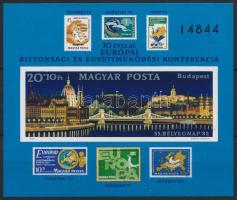 1982 Bélyegnap (55.) vágott blokk (5.000)