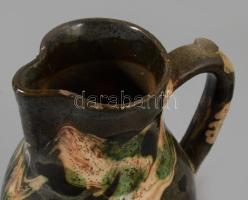 Kiöntő. Erdély, 19. sz. második fele, kis mázhibákkal, m: 10,5 cm