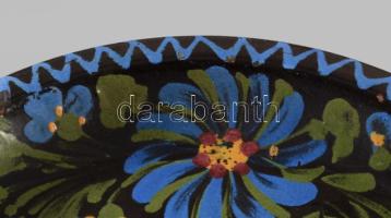 1935 Kincses Imre Hódmezővásárhely kékvirágos falitál pár. Jelzett, datált, kis mázhibákkal, d: 21,5...