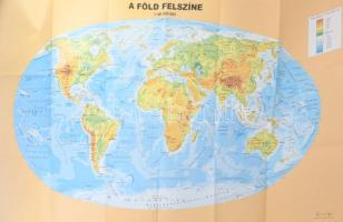 cca 2000 A Föld felszíne és országai, 1 : 40.000.000, nagyméretű, kétoldalas térkép, kisebb sérüléssel, 75x113 cm