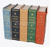 1963-1965 Külföldi utazások képei (Horvátország, Grúzia, Üzbegisztán, Mongólia), budapesti és családi fotók, 5 db könyv formájú dobozból álló tartóban, a dobozok részben sérültek, teljes méret: 14x11,5x7,5 cm