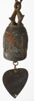 Nepáli templomi csengő. Bronz, díszítésekkel. XIX. sz. 26 cm 

Nepalese temple bell. Bronze, with ...