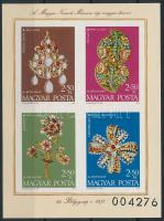 1973 Bélyegnap - A Magyar Nemzeti Múzeum régi magyar ékszerei vágott blokk