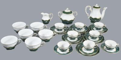 Zsolnay zöld Pompadour mintás teás és kávés készlet, egy cukortartóval, kiöntővel, kannával, jelzett, hibátlan.