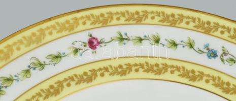 Royale Limoges "Saint Cloud" mintás 4 darabos nagytányér szett. Jelzett, hibátlan, d: 26 c...