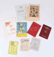 Úttörő és kisdobos igazolványok, KISZ tagsági könyvek, stb., összesen 10 db